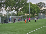 Laatste training S.K.N.W.K. JO11-1JM (partijtje tegen de ouders) van maandag 27 mei 2024 (78/137)